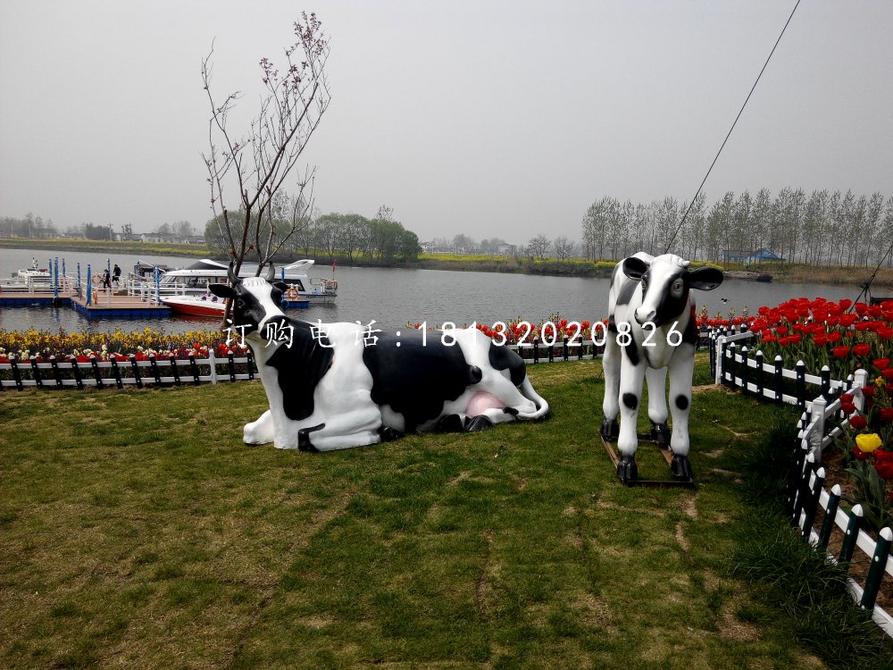 仿真奶牛雕塑公園玻璃鋼動物雕塑