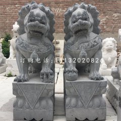 青石踩球獅子，看門(mén)獅子石雕