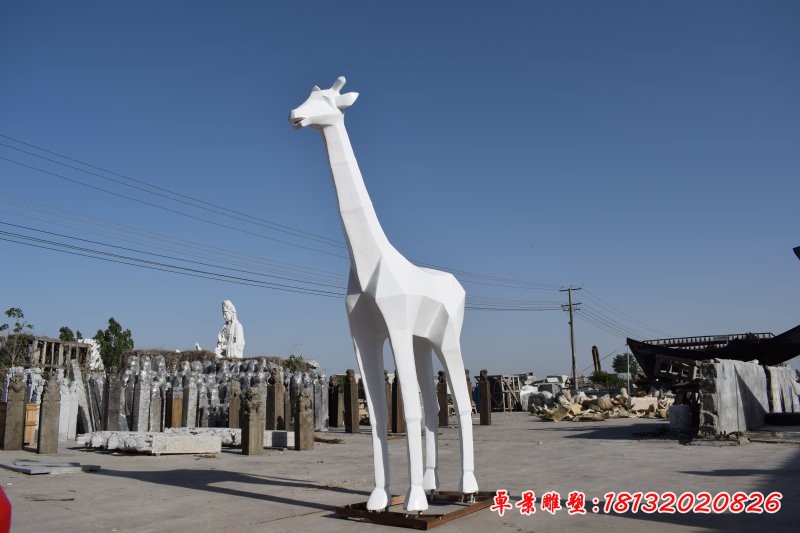 不銹鋼噴漆幾何長頸鹿雕塑